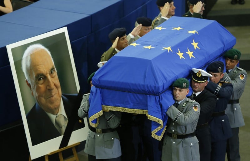 Hommage planetaire a helmut kohl l'europeen