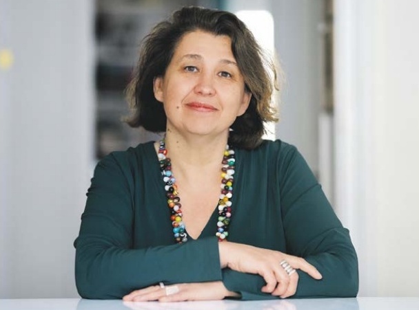 Stéphanie Tchiombiano, maîtresse de conférences associée à Paris 1 Panthéon Sorbonne.
