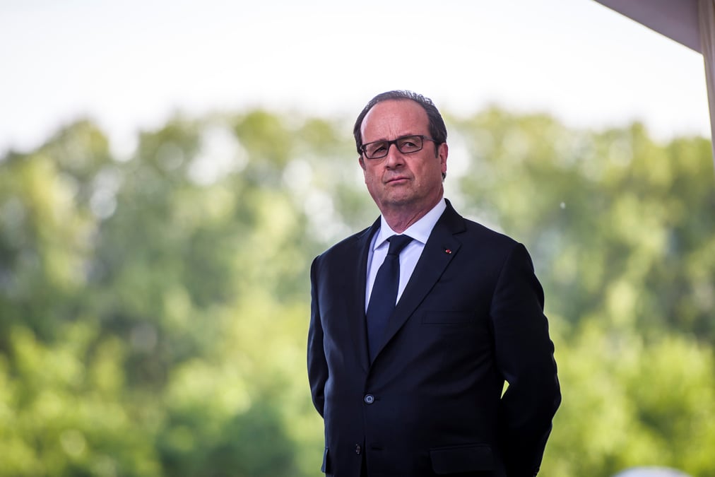 Hollande preside l'hommage aux policier tue jeudi