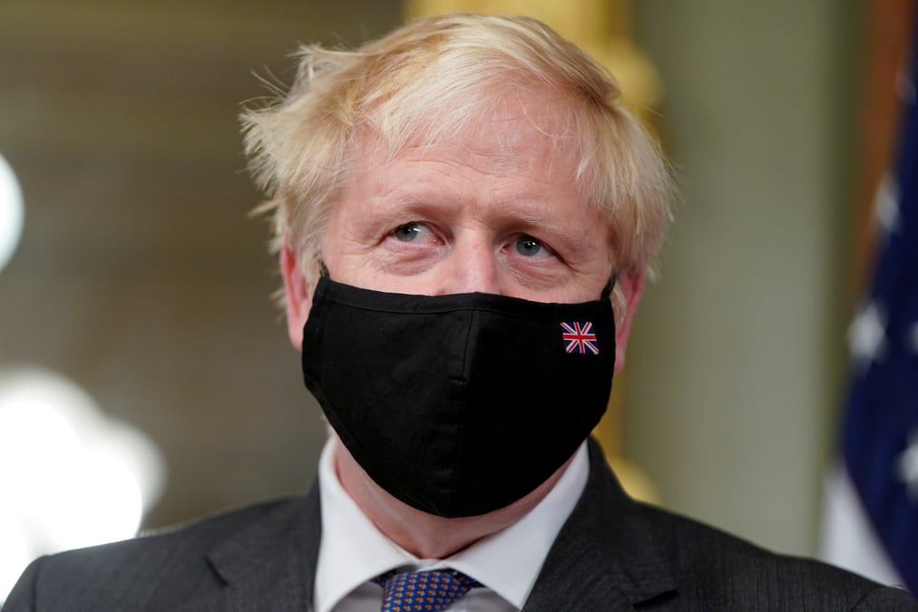 Johnson dit a la france de se ressaisir apres le differend sur les sous-marins en australie