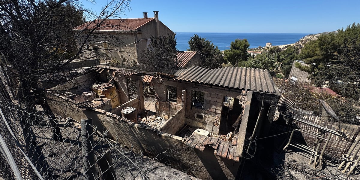 Une maison du lotissement Campagne Bleue à l'Estaque après l'incendie.