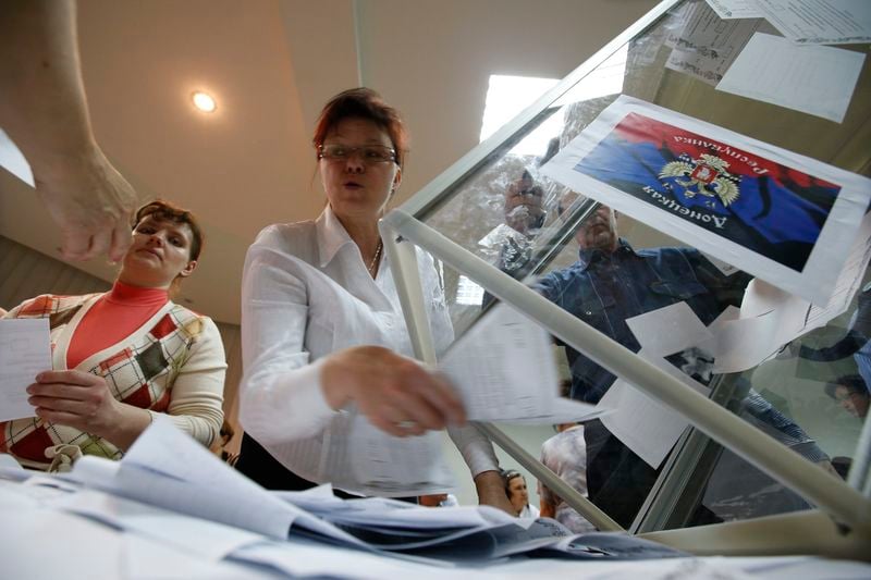 Moscou entérine les référendums séparatistes en Ukraine