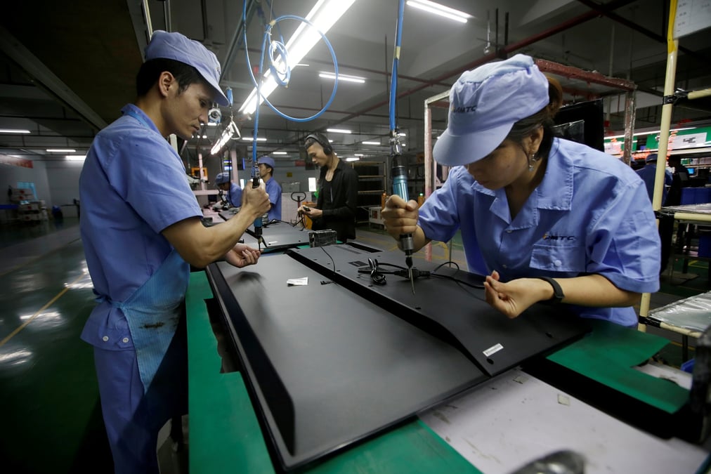 Chine: ralentissement du declin des prix a la production en decembre