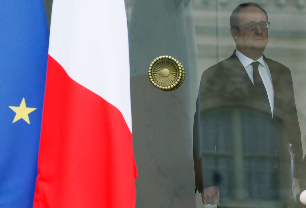 Nouveau coup dur pour francois hollande a un an de la presidentielle