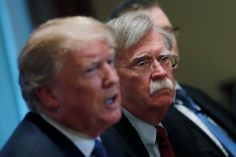 Trump demande a bolton d'inviter poutine a washington a l'automne