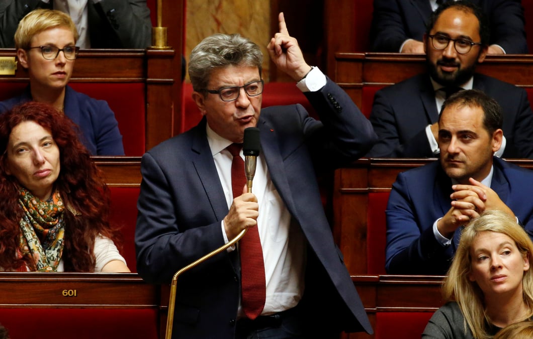 Procedure contre melenchon apres une perquisition houleuse