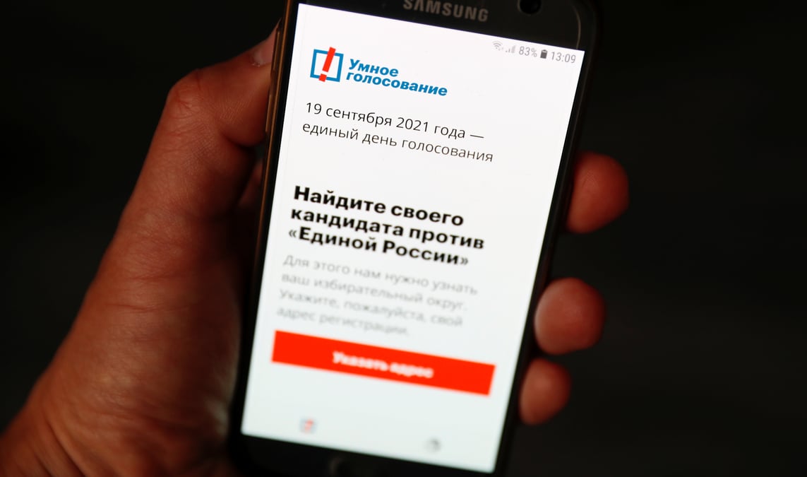 Russie: google et apple retirent l'application de navalny de leurs magasins en ligne