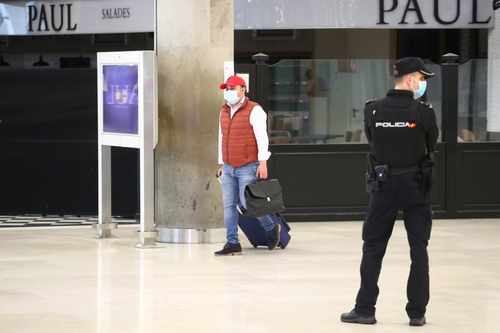 L'espagne prevoit une derniere prolongation de l'etat d'urgence