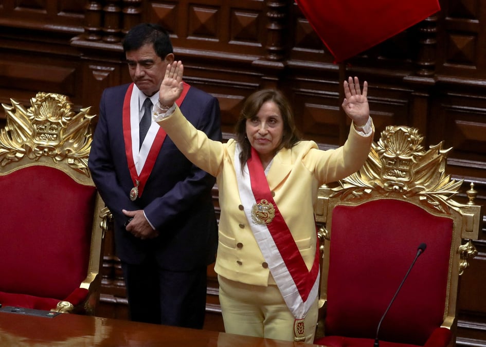Prestation de serment de la vice-presidente peruvienne dina boluarte