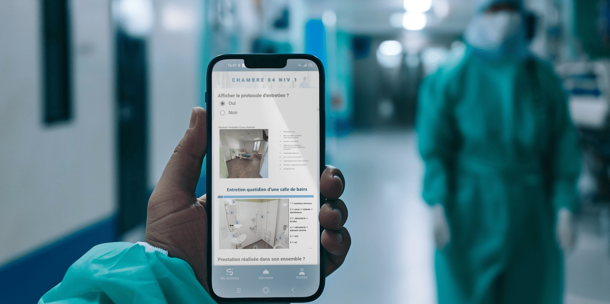 Du 21 au 23 mai prochain, depuis le Salon SantEXPO à Paris, MoveWORK lancera officiellement une nouvelle offre dédiée au monde hospitalier, un secteur soumis à une réglementation stricte.