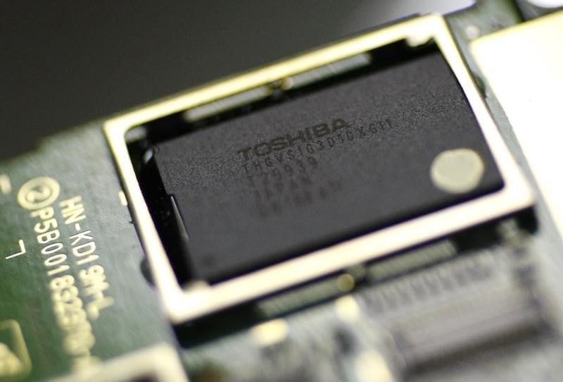 Offre d'un groupe forme par bain sur les puces de toshiba, selon nhk