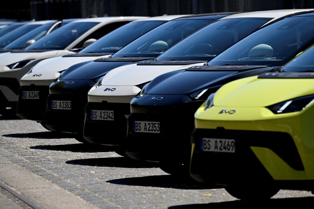 Des voitures électriques du constructeur chinois BYD.