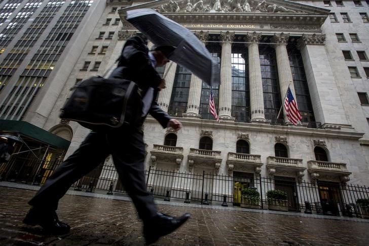 Rebond ou poursuite de la baisse ? wall street attend de voir