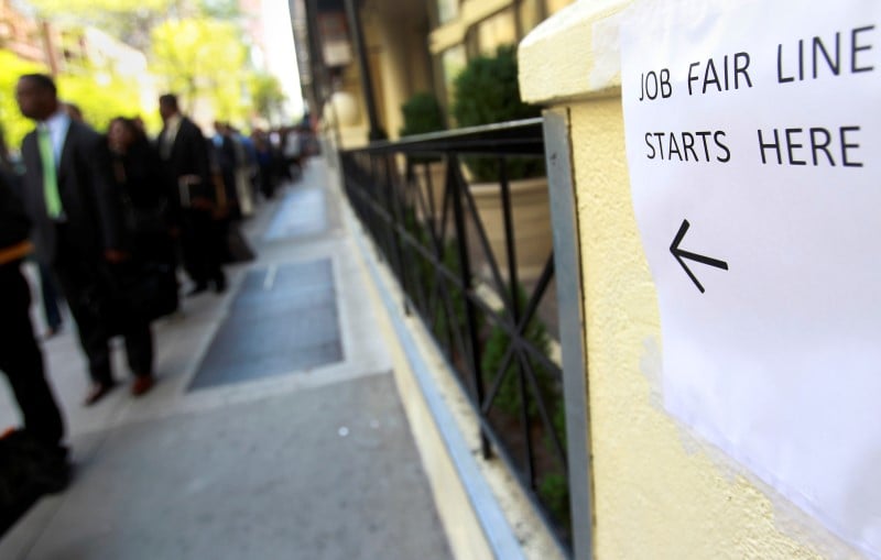 Le secteur prive a cree 200.000 emplois aux etats-unis en septembre