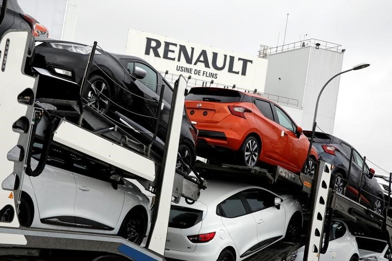 Le marche automobile francais ralentit en fevrier