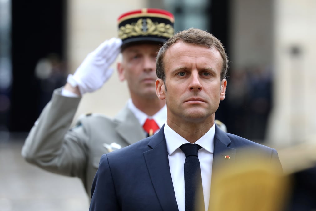 Italie: macron denonce une "manipulation de l'emotion"