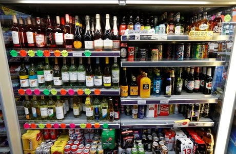 France: l'academie de medecine veut des mesures fortes contre l'alcool