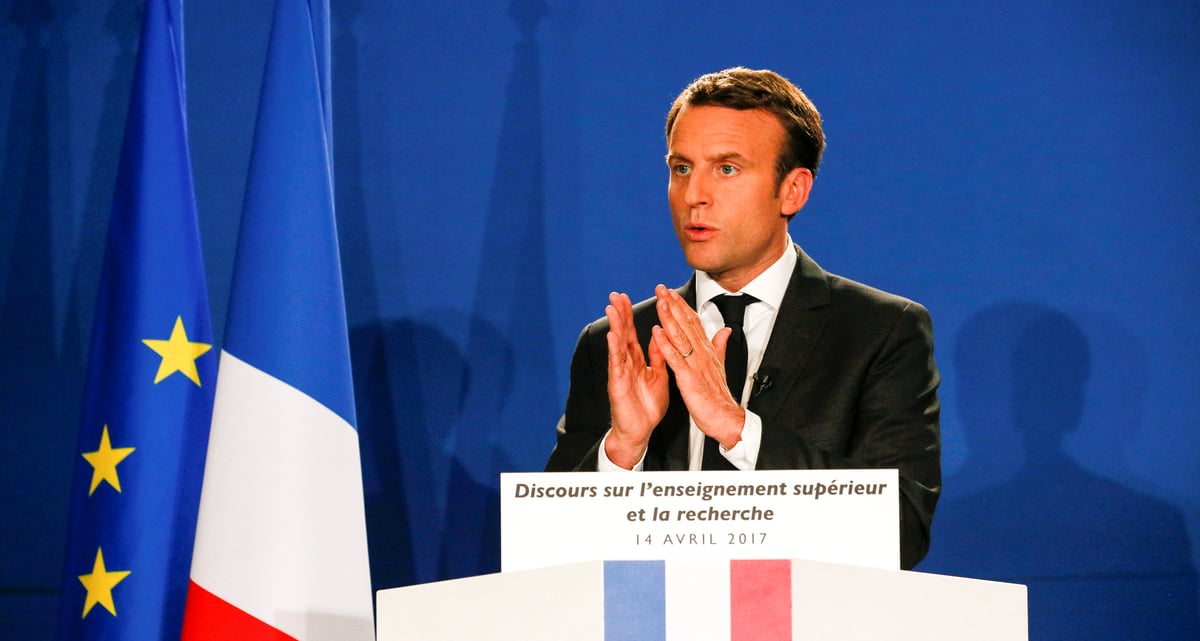 Macron voit un durcissement a droite de la campagne de fillon