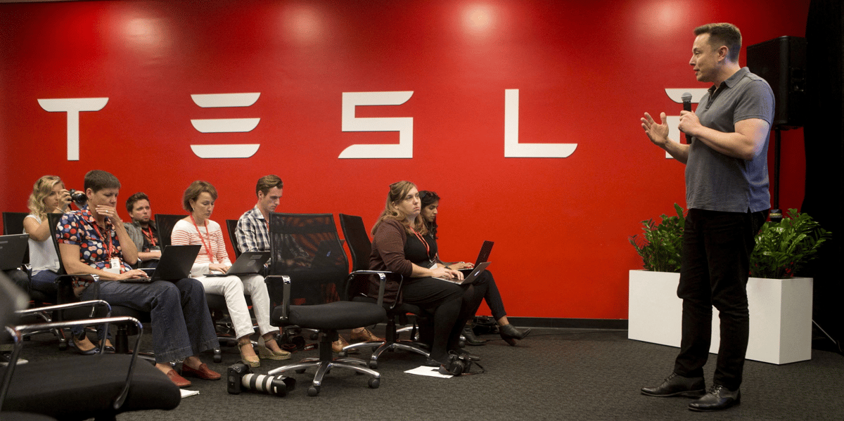 Elon musk aux salaries: revenez au bureau ou quittez tesla