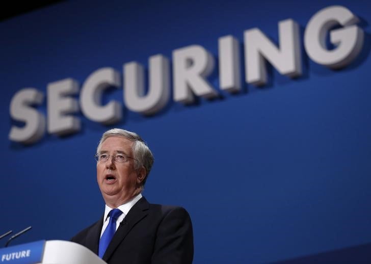 Le secretaire britannique a la defense estime que vladimir poutine est un danger pour les pays baltes