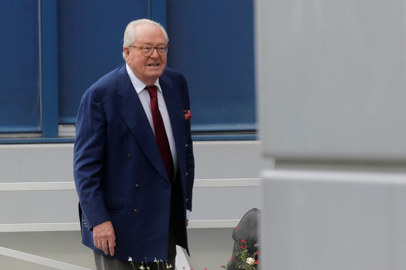 Les bureaux de jean-marie le pen a saint-cloud perquisitionnes