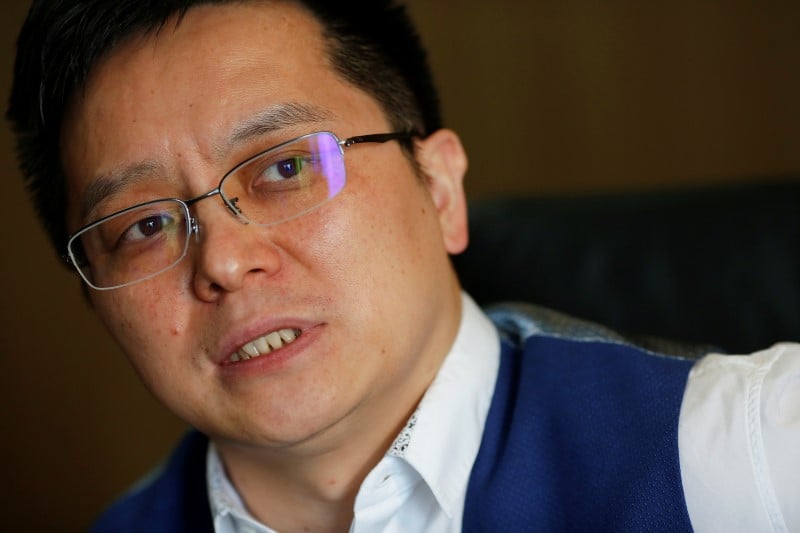 Le club anglais aston villa passe sous le controle du magnat chinois xia jiantong
