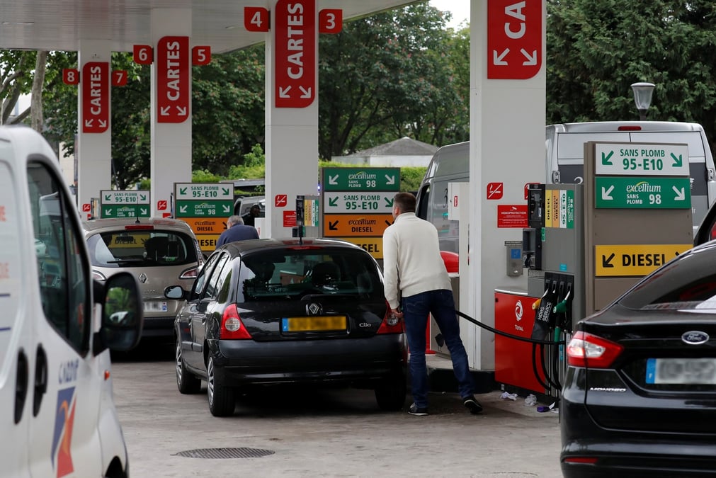 Carburants, plaques min RETOUCHEE, énergie, diesel, essence, sans plomb, SP95, SP98,