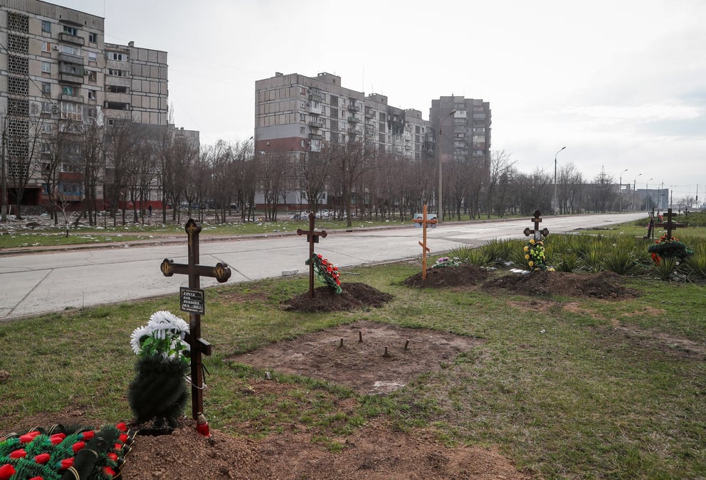 Zelensky parle de dizaines de milliers de morts a marioupol