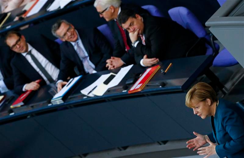 Angela Merkel appelle à une modification des traités européens