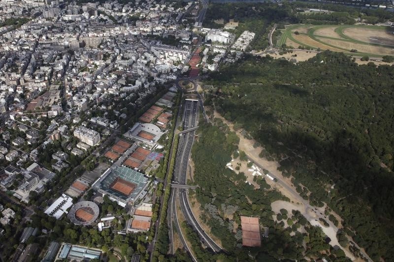 La justice suspend les travaux d'extension de roland-garros