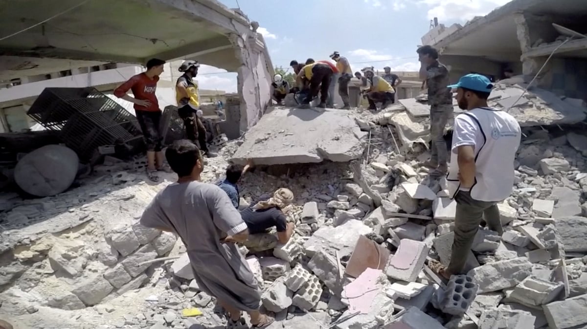 En syrie, les raids se poursuivent a idlib, 18 morts