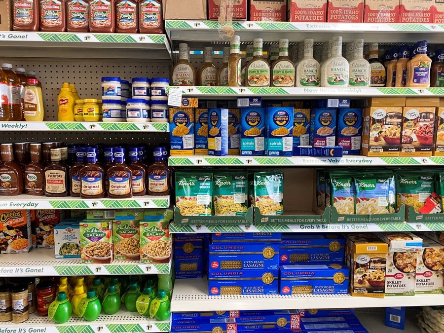 Sept pays européens ont adopté le Nutri-Score comme étiquetage nutritionnel recommandé officiellement: l'Allemagne, la Belgique, l'Espagne, la France, le Luxembourg, les Pays-Bas et la Suisse. Seule l'Union européenne pourrait toutefois le rendre obligatoire.