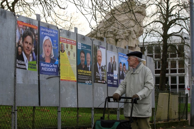 Gauche et droite esperent sauver la face contre le fn au 2e tour des regionales