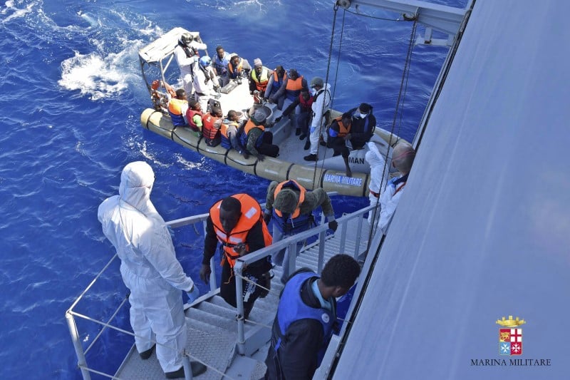 Plus de 2.600 migrants sauves en mar mediterranee ces dernieres 24 heures