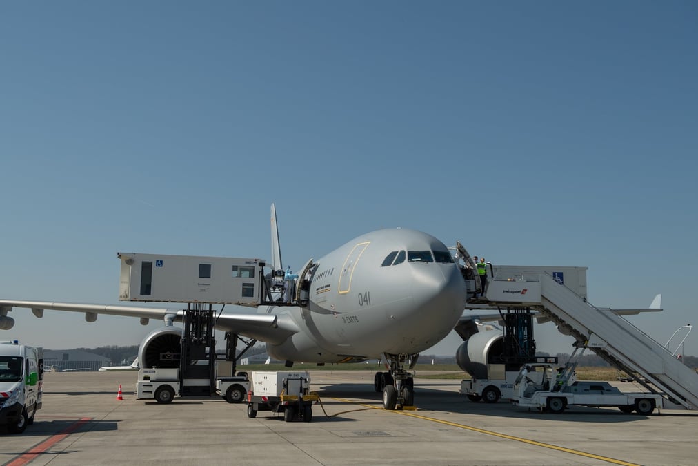 L'A330 MRTT "Phénix" est équipé du module "Morphée", qui permet l'évacuation de blessés de guerre nécessitant une réanimation