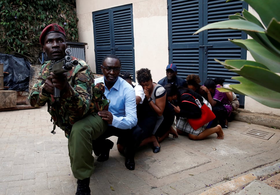Des personnes toujours piegees dans l'hotel attaque par les chaabab