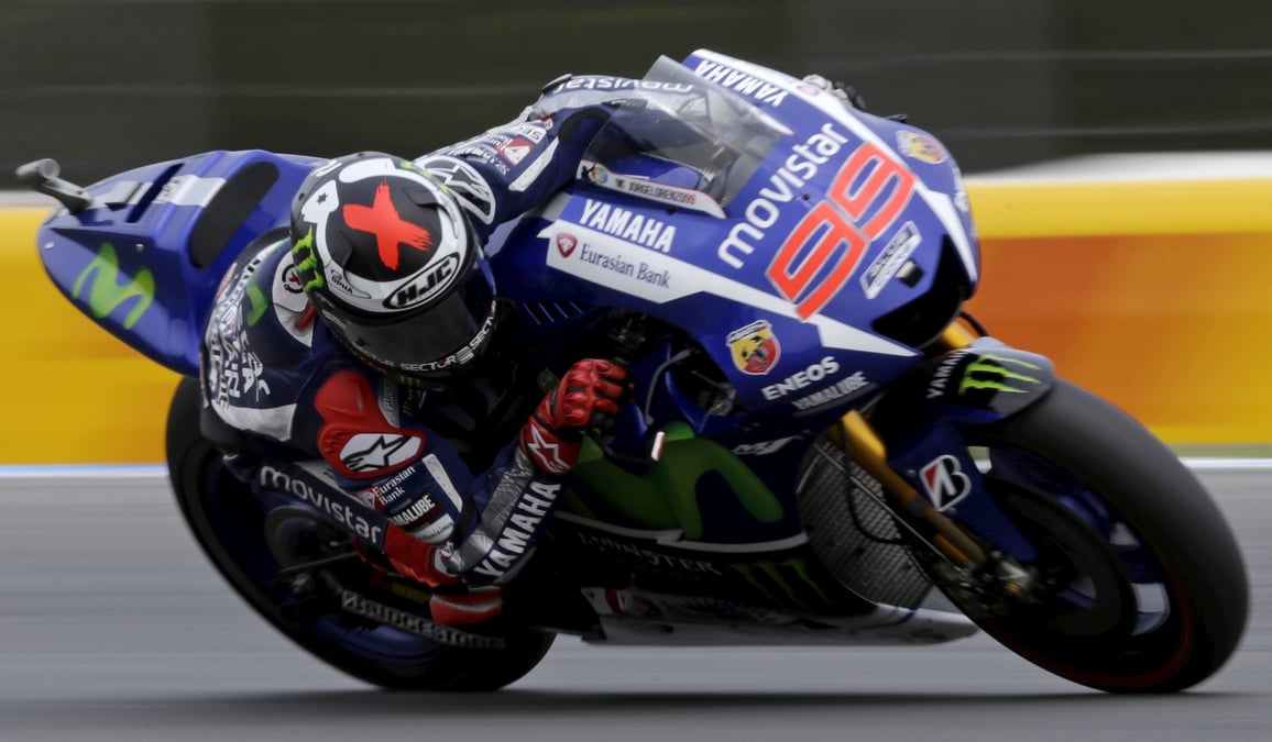Lorenzo fait coup double