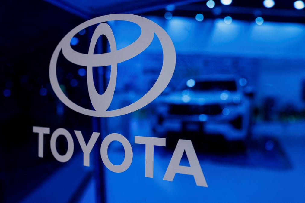 Le groupe s'est  conformé à l'injonction du ministère japonais du Transport en suspendant les ventes et livraisons au Japon de ses trois modèles concernés par des fraudes sur des tests de certification.