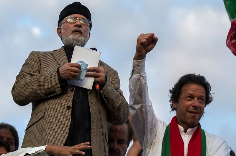 Négociations pour sortir de la crise politique au Pakistan