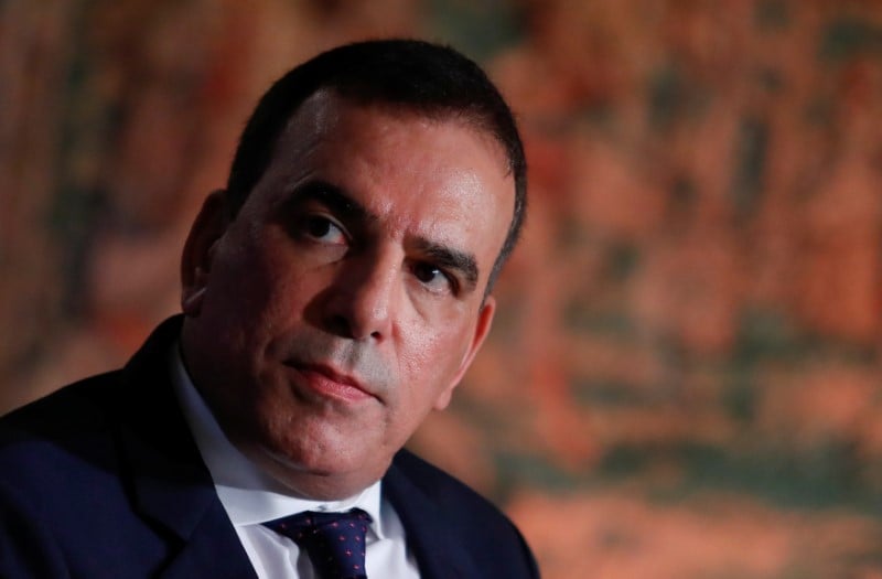 Telecom italia dement un conseil extraordinaire visant a changer son dirigeant
