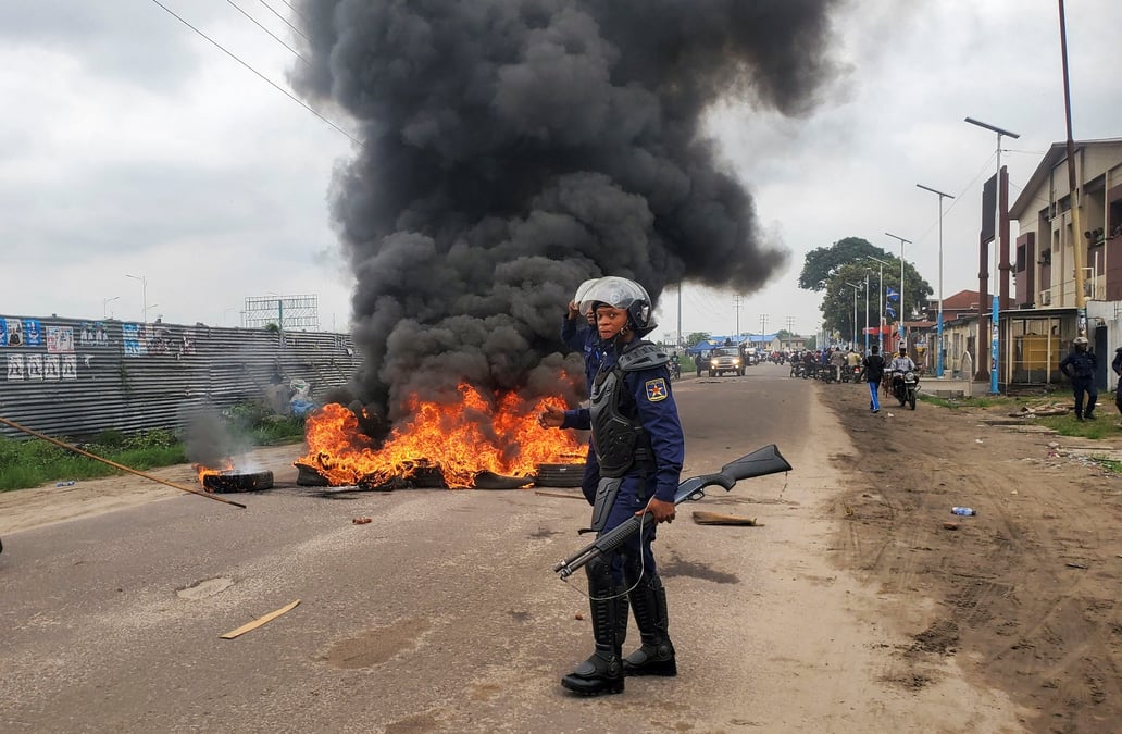 La police anti-emeute intervient avant une manifestation anti-electorale interdite, a kinshasa