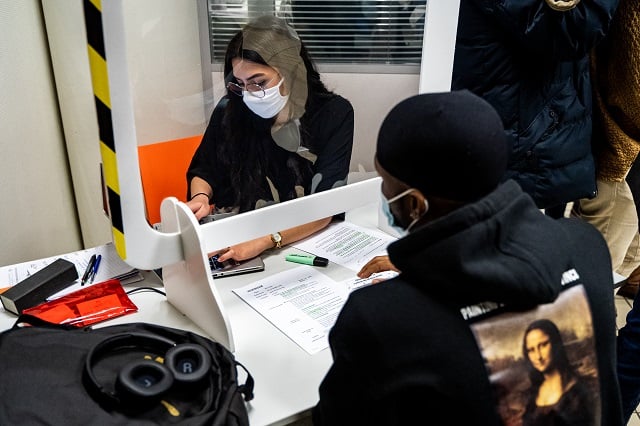 jeunes emplois