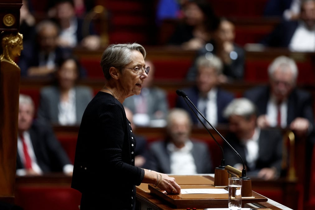 Photo d'elisabeth borne a l'assemblee nationale