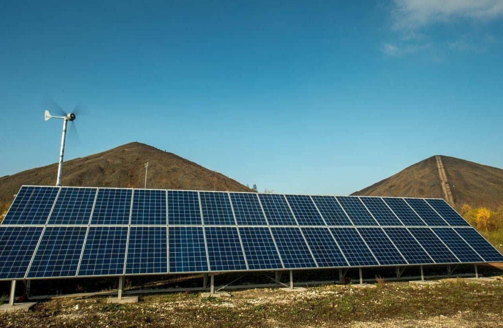Depuis 2010, le coût moyen pondéré mondial de l'électricité solaire photovoltaïque a chuté de 89%.