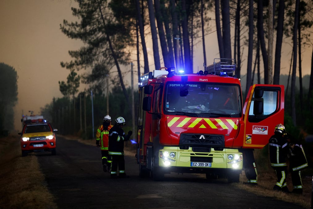 France: renforts europeens contre les incendies, l'executif va agir "sur tous les fronts"
