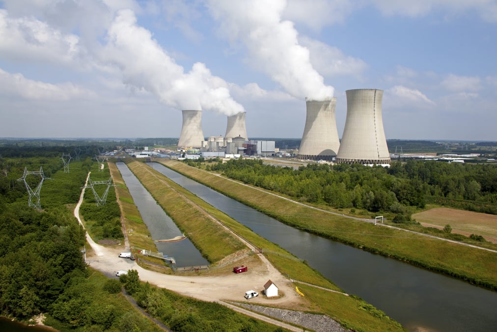 EDF anticipe de ralentir l’activité de la centrale du Bugey dans l’Ain.
