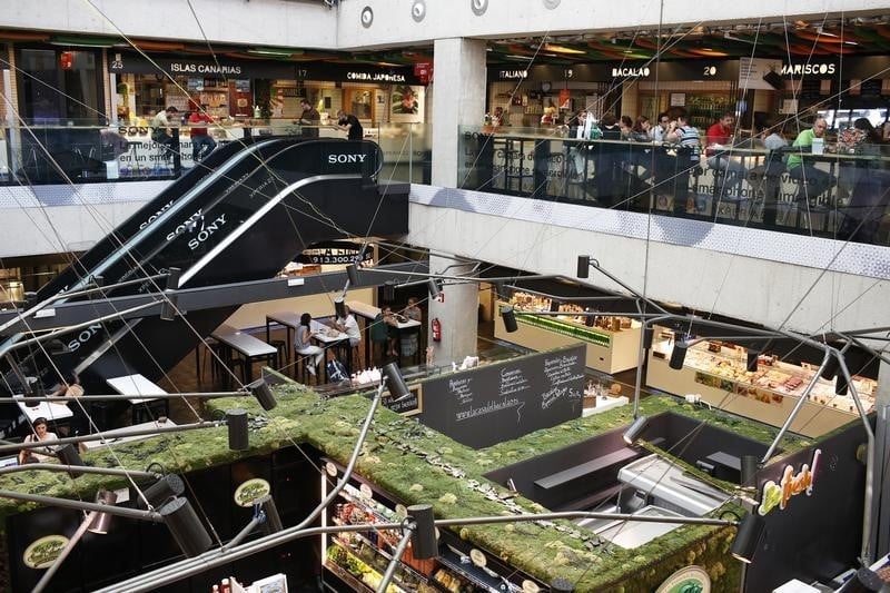 Ralentissement de la croissance du secteur prive en zone euro