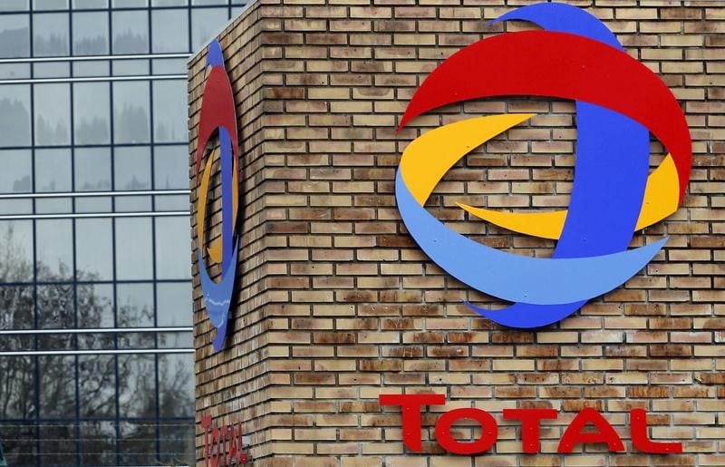 Total confirme des discussions avec engie sur le gnl