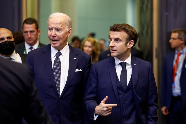 Joe Biden Emmanuel Macron