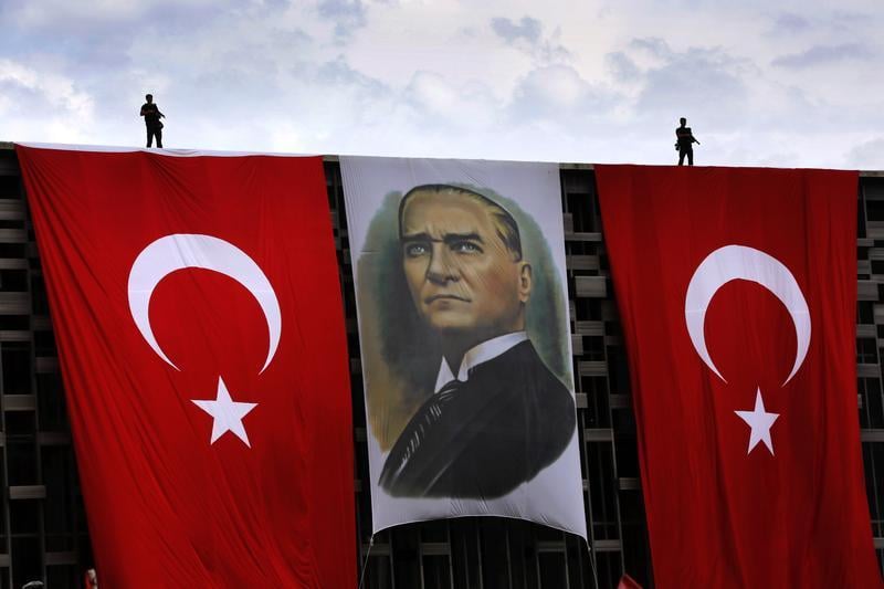 Turquie: le kémalisme, héritage menacé ?